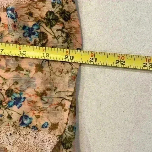 Princess Vera Wang Womens Top Brown XS Gauzy Boho Floral Print Lace Panels EUC - Picture 7 of 11